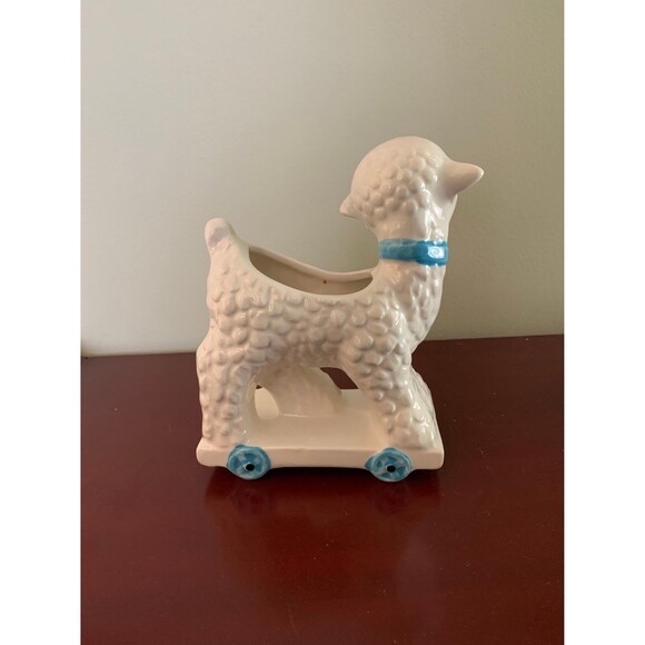 Vintage lamb planter - A1 condition  - Vintage nursery decor - princess plaster - Picture 6 of 6